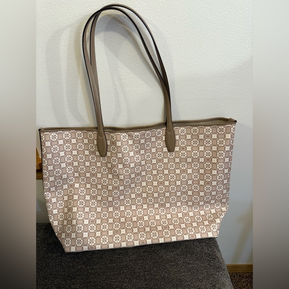 Kate Spade New York Jacquard Flower Tote Bag Beige Tan NWOT - Picture 3 of 9